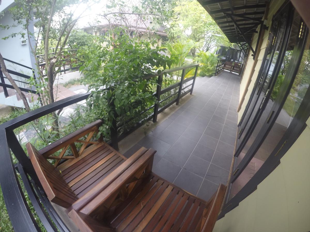 Salty River Resort Kampot Eksteriør billede